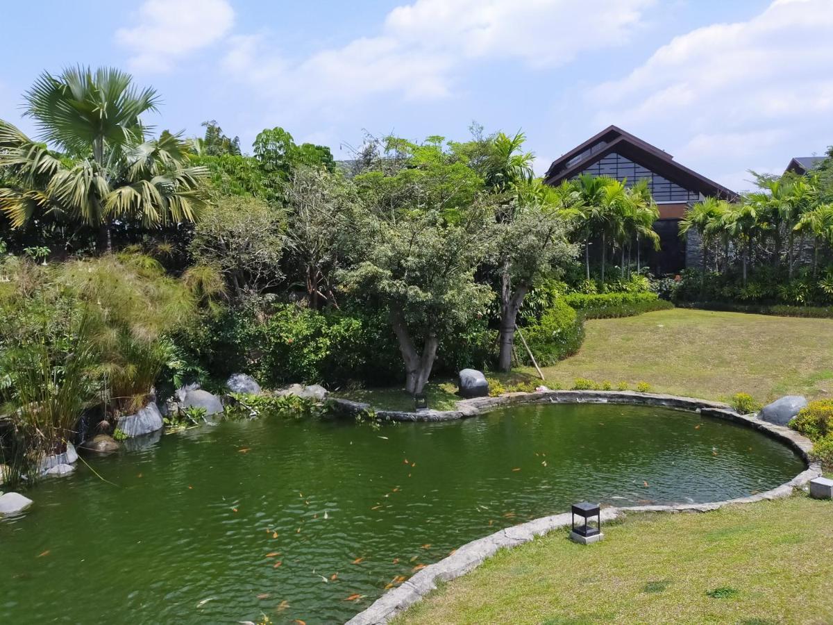 Vimala Hill Villa And Resort - 3 Bedrooms Bogor Exterior photo